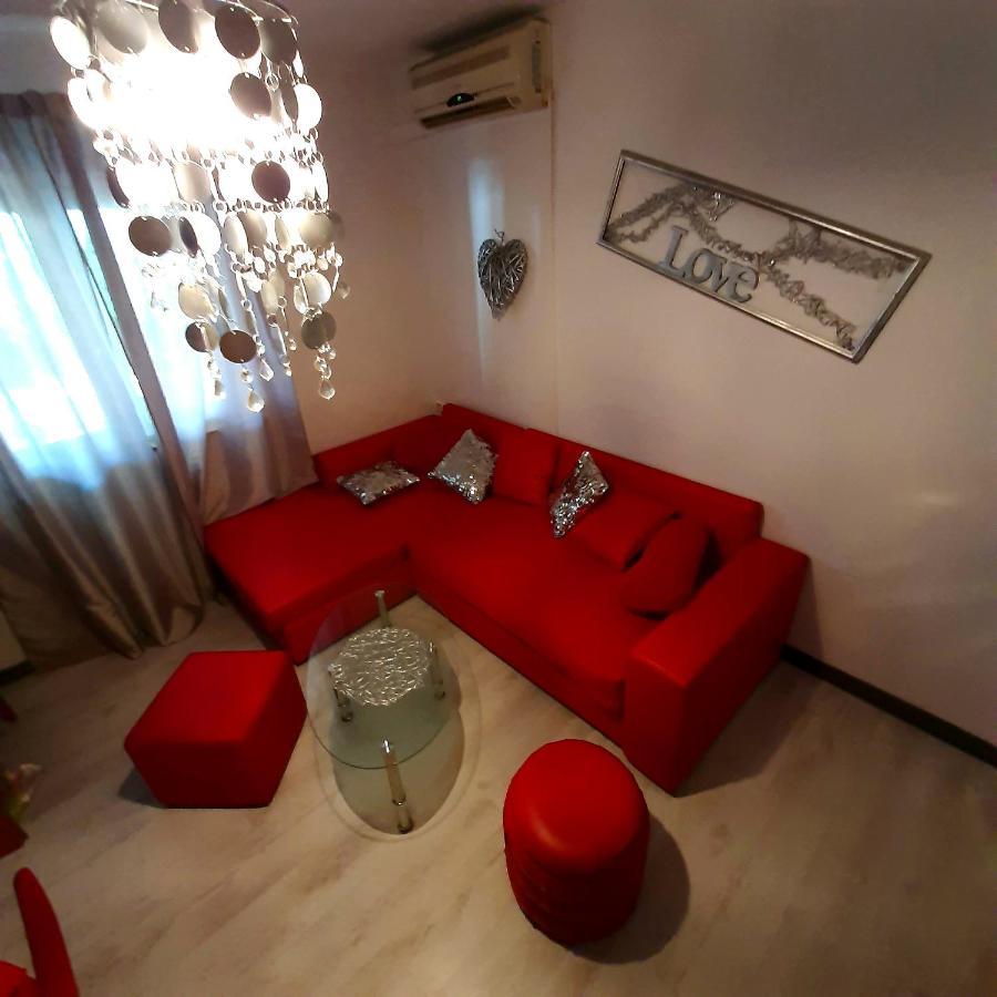 Apartmani Niki Hvar Хвар Экстерьер фото