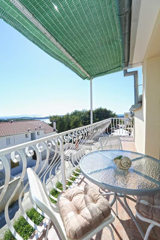 Apartmani Niki Hvar Хвар Номер фото