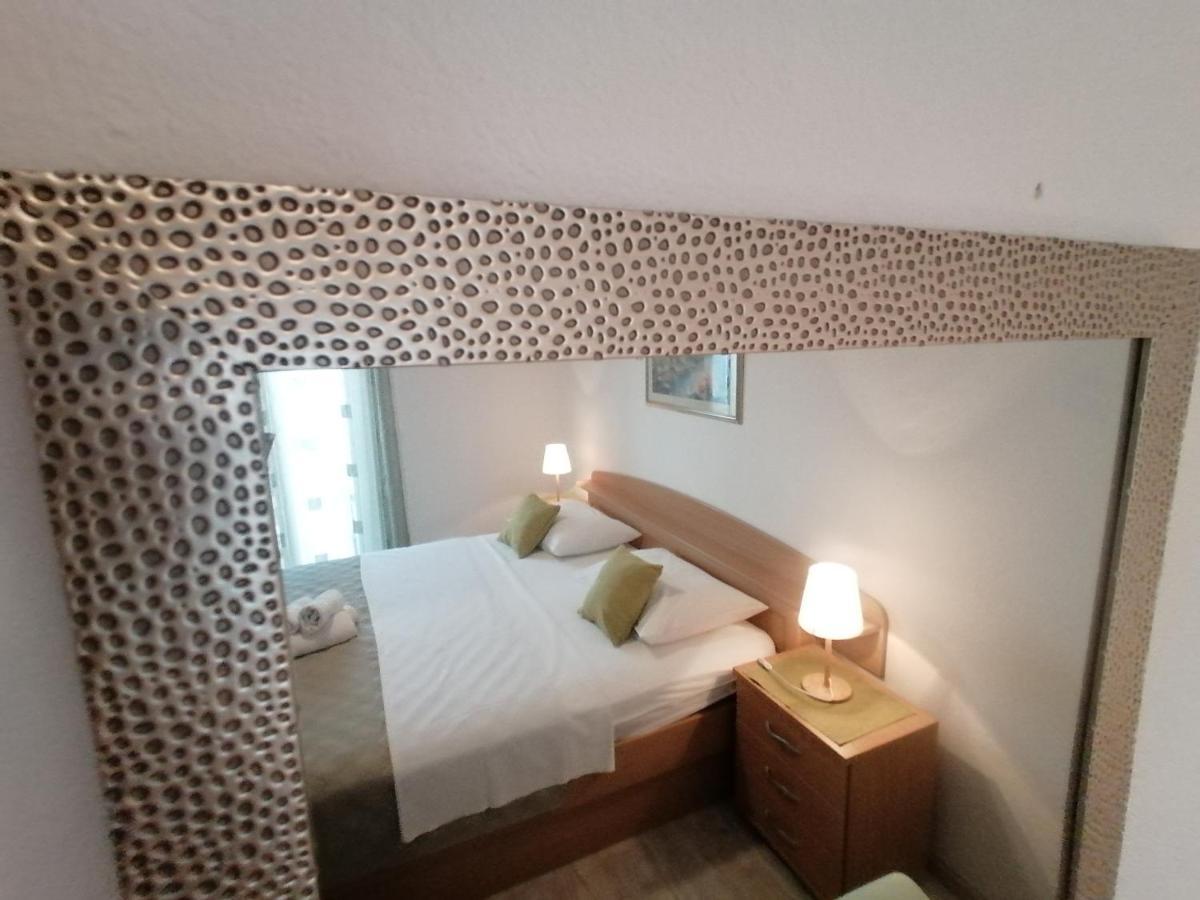 Apartmani Niki Hvar Хвар Экстерьер фото