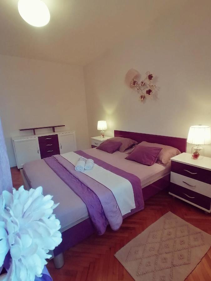 Apartmani Niki Hvar Хвар Экстерьер фото