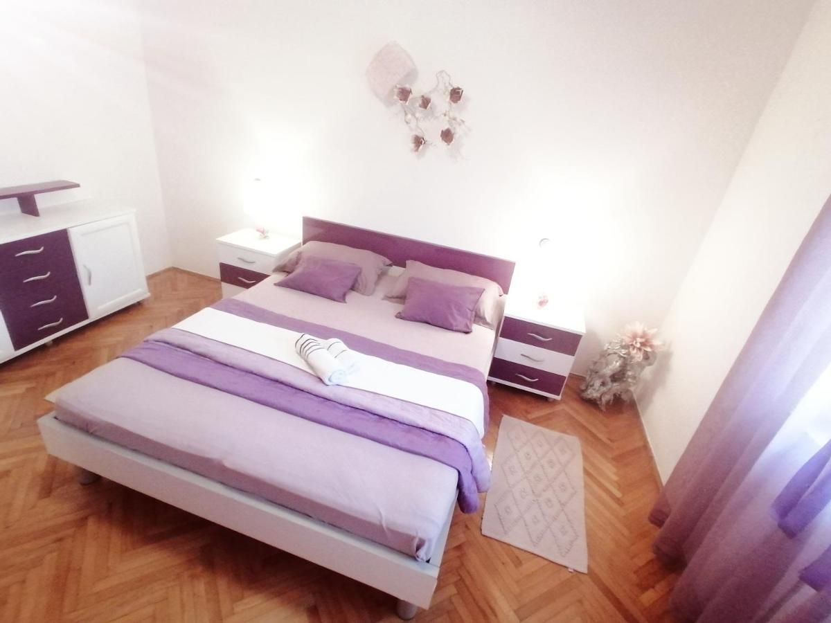 Apartmani Niki Hvar Хвар Экстерьер фото