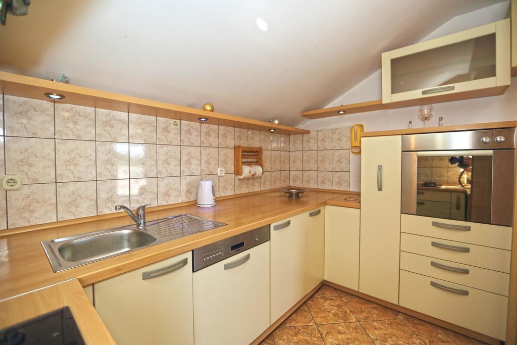 Apartmani Niki Hvar Хвар Номер фото