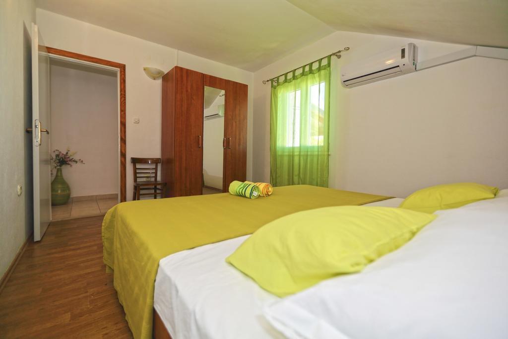 Apartmani Niki Hvar Хвар Номер фото