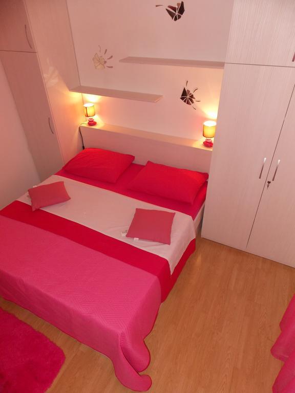 Apartmani Niki Hvar Хвар Экстерьер фото